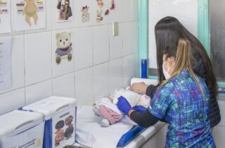 96% DE RECIÉN NACIDOS Y 87% DE LACTANTES DE LA REGIÓN SE HAN INMUNIZADO GRATIS CONTRA EL VIRUS RESPIRATORIO SINCICIAL